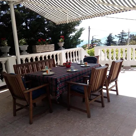 Ruhiges In Сasa de vacaciones Novi Vinodolski